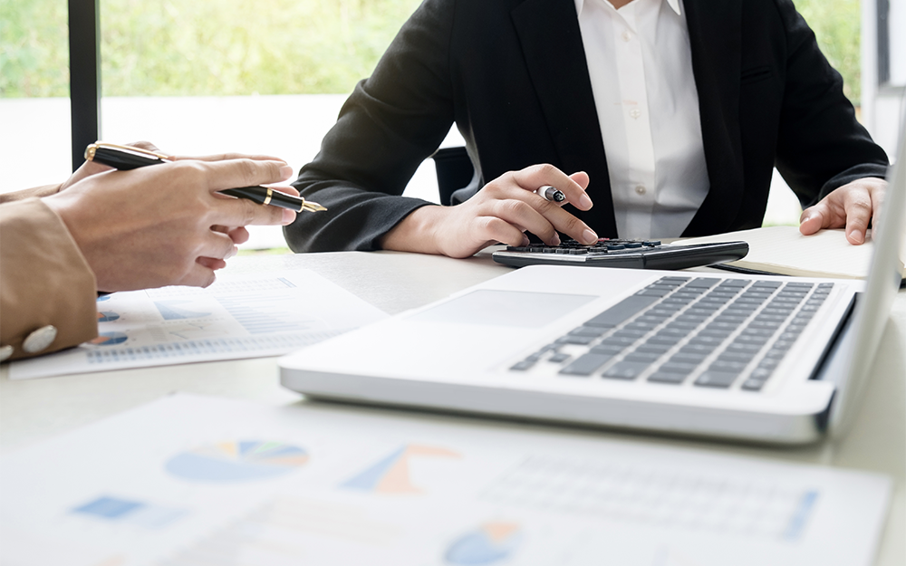 建築機械・産業設備の販売事業